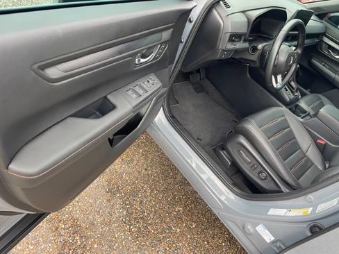 Used 2025 Honda CR-V Sport-L image 18