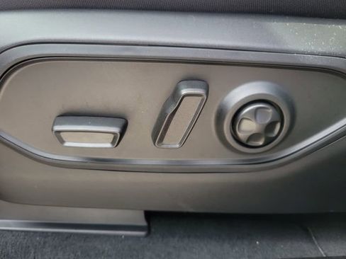 New 2026 Jeep Grand Cherokee L Limited AWD/4WD image 15