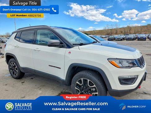 Used 2020 Jeep Compass Trailhawk w/ Cold Weather Group AWD/4WD image 5