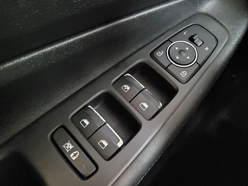 Used 2019 Hyundai Santa Fe SE AWD/4WD image 27