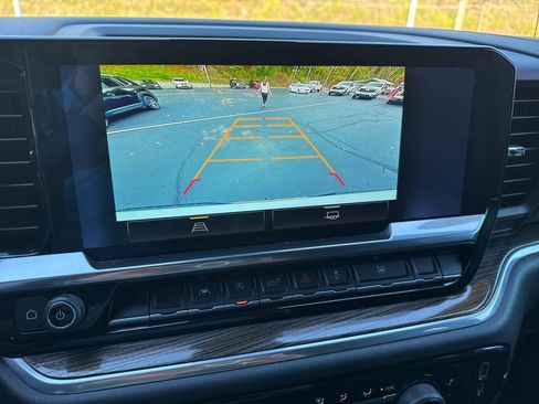 Certified 2022 Chevrolet Silverado 1500 LT image 21