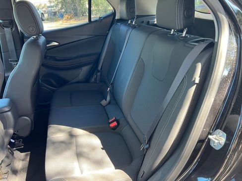 Used 2025 Buick Encore GX Preferred image 32