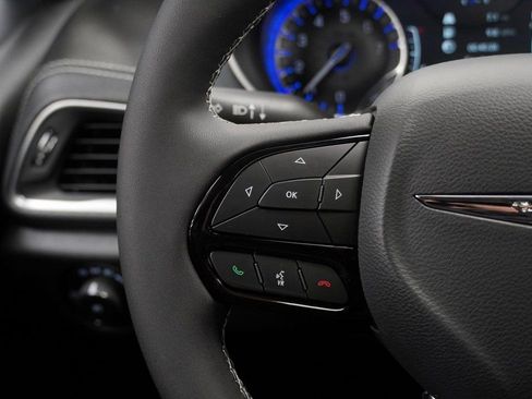 New 2026 Chrysler Pacifica Limited w/ S Appearance Package image 26