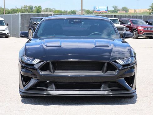 Used 2022 Ford Mustang GT Premium w/ Black Accent Package RWD image 2