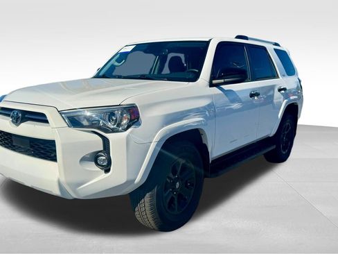 Used 2024 Toyota 4Runner SR5 image 20