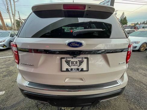 Used 2018 Ford Explorer Limited AWD/4WD image 9