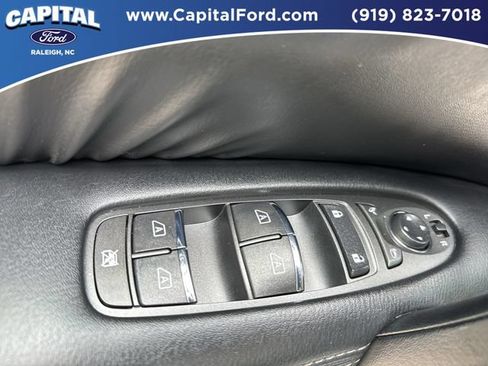 Used 2023 Nissan Armada Platinum w/ Cargo Package AWD/4WD image 21