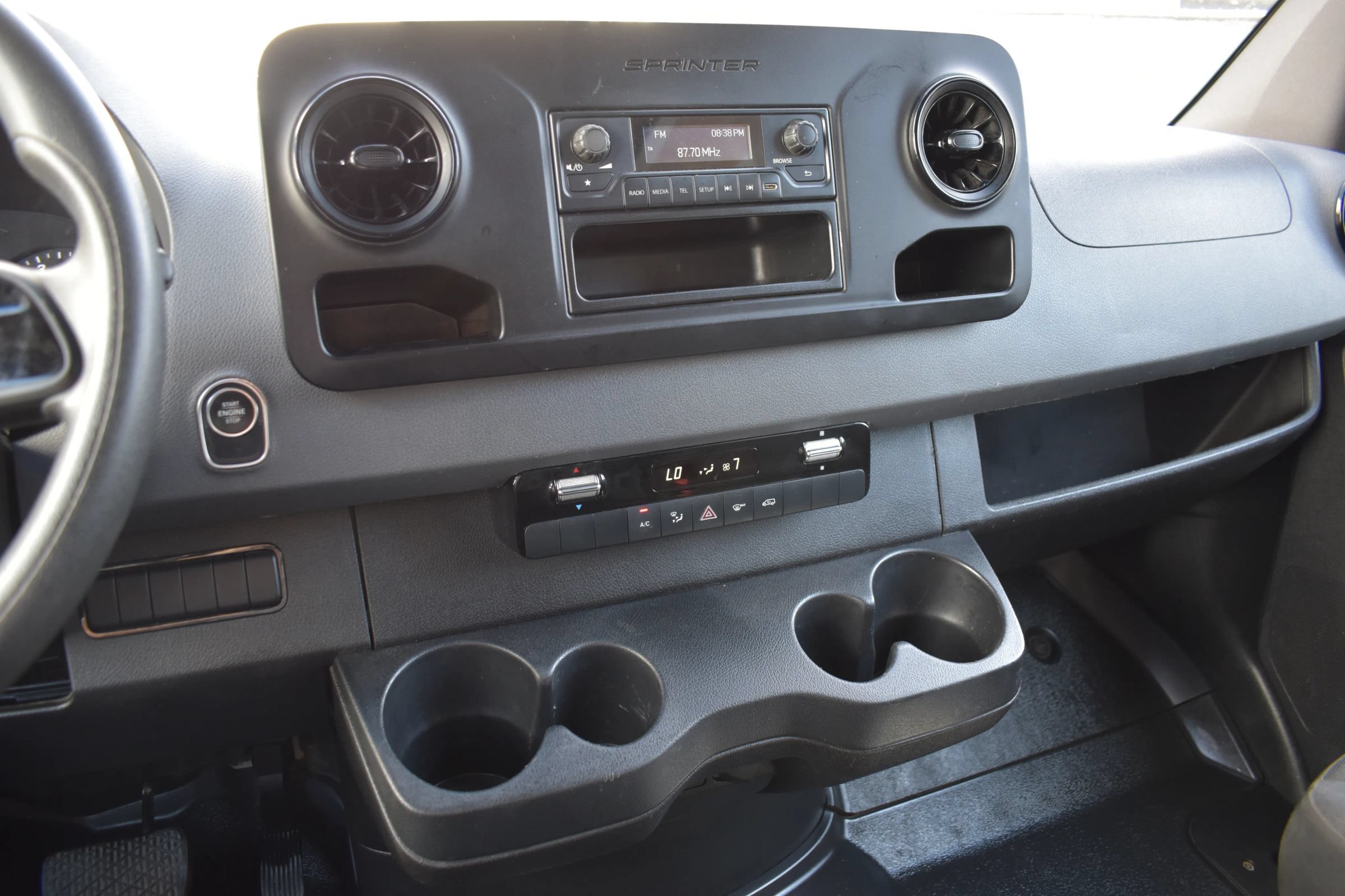Used 2021 Mercedes-Benz Sprinter 2500 image 19