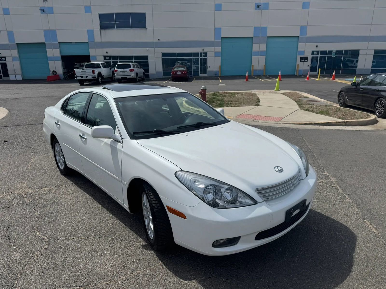 Used 2003 Lexus ES 330 w/ Premium Pkg FWD image 15