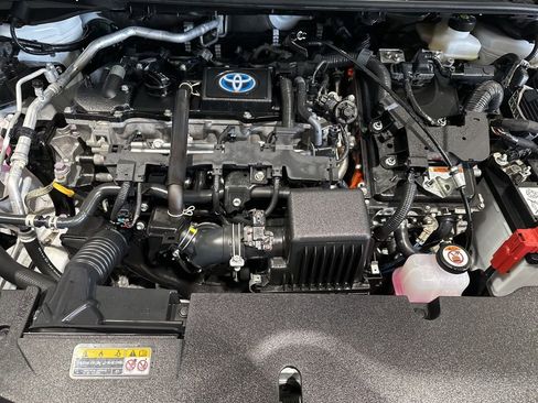 Certified 2023 Toyota Corolla SE image 21