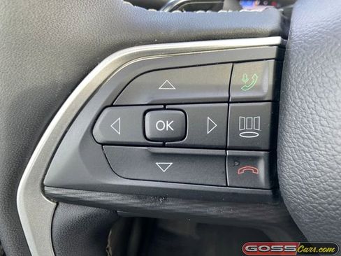 Certified 2025 Jeep Grand Cherokee Laredo X w/ Luxury Tech Group I image 17