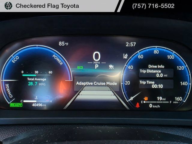 Used 2023 Toyota Crown AWD/4WD image 11