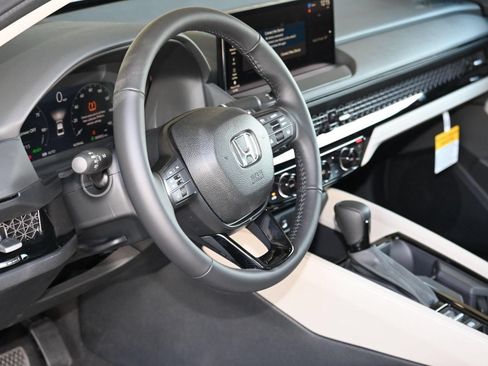 New 2026 Honda Accord EX-L image 11