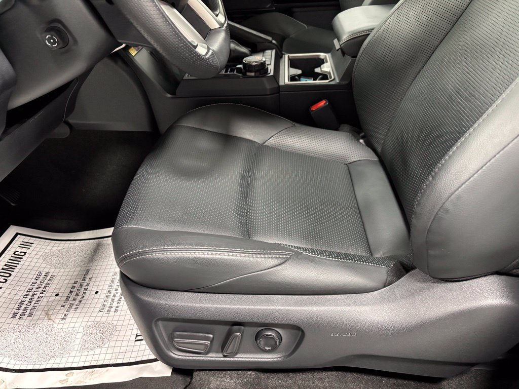 Used 2026 Toyota 4Runner Limited AWD/4WD image 13