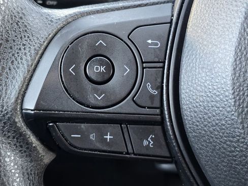 Used 2023 Toyota RAV4 LE image 15