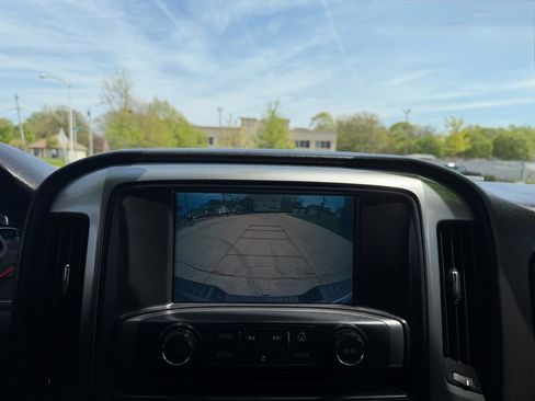 Used 2018 Chevrolet Silverado 1500 LT w/ All Star Edition AWD/4WD image 12