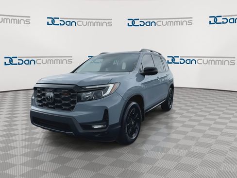 Used 2022 Honda Passport TrailSport image 4