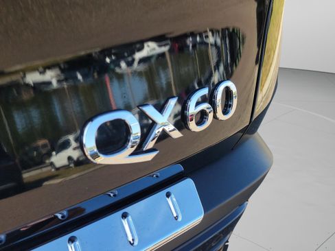 Certified 2025 INFINITI QX60 Pure w/ Cargo Package image 28