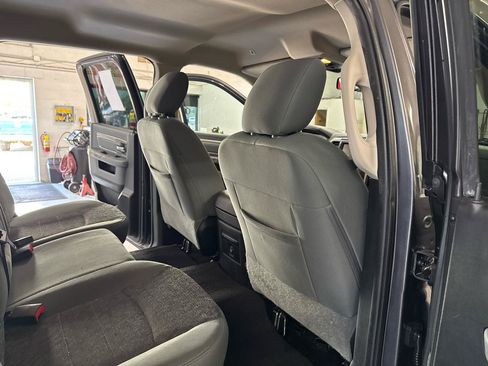 Used 2017 RAM 1500 Big Horn AWD/4WD image 44