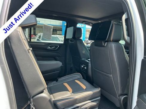 Used 2023 GMC Yukon XL AT4 w/ AT4 Premium Plus Package AWD/4WD image 34