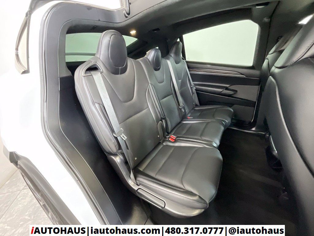 Used 2023 Tesla Model X AWD/4WD image 22