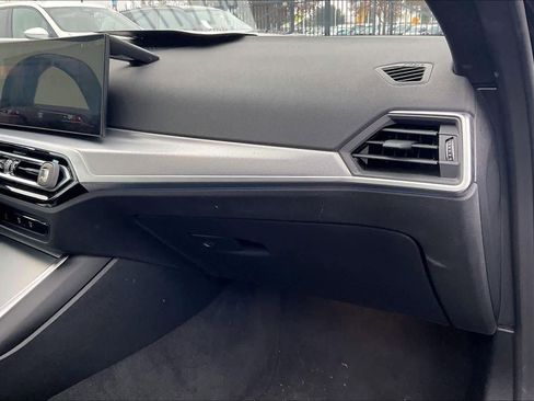 Used 2023 BMW i4 eDrive35 w/ Premium Package image 17