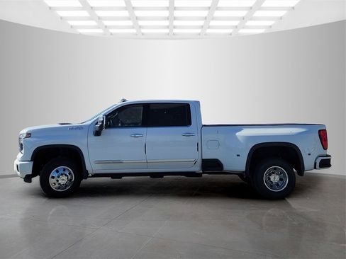 Used 2025 Chevrolet Silverado 3500 High Country w/ Technology Package image 8