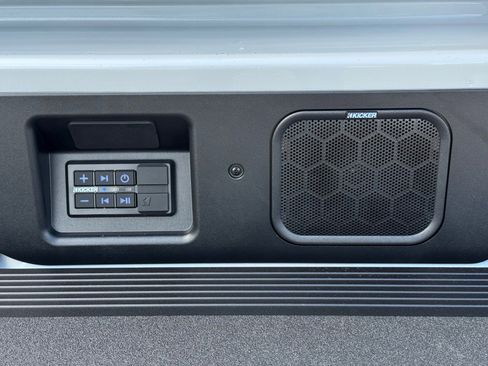 New 2025 GMC Sierra 2500 Denali Ultimate image 6