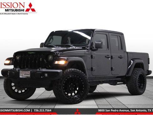Used 2022 Jeep Gladiator Sport image 1