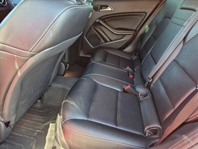 Used 2015 Mercedes-Benz GLA 250 4MATIC image 19