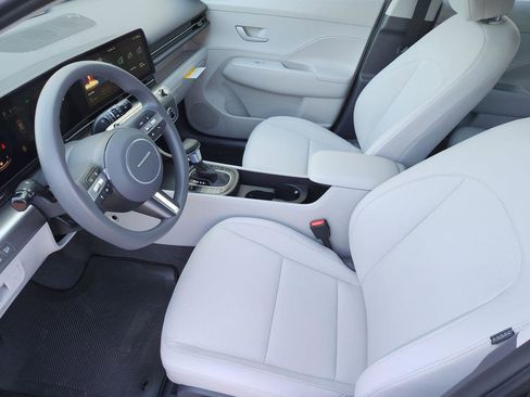 New 2026 Hyundai Kona SE FWD image 9
