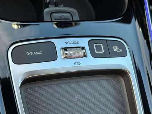 Used 2025 Mercedes-Benz GLA 250 4MATIC image 25