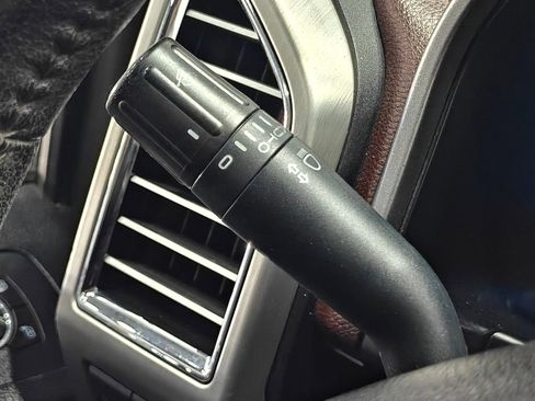 Used 2016 Ford F150 Platinum w/ Equipment Group 701A Luxury image 63