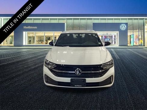 Used 2023 Volkswagen Jetta Sport FWD image 5