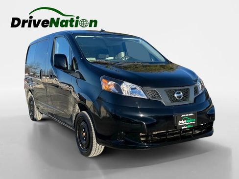 Used 2019 Nissan NV200 SV w/ Navigation Package image 3