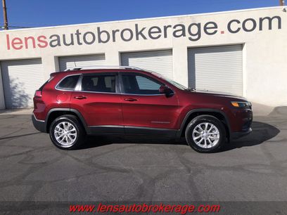 Used 2019 Jeep Cherokee Latitude w/ Popular Appearance Group
