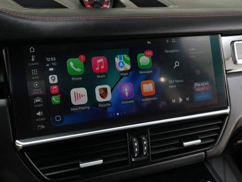 Used 2021 Porsche Cayenne GTS image 59