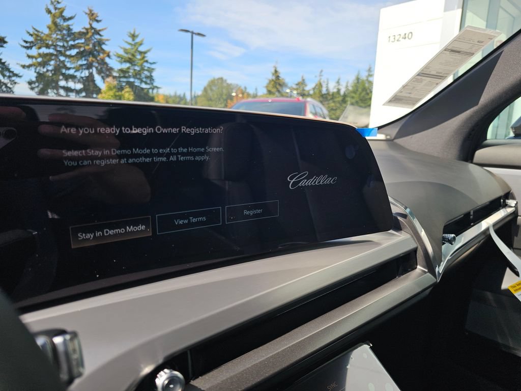 New 2027 Cadillac Vistiq Luxury AWD/4WD image 29