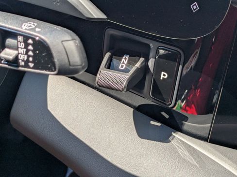 New 2025 Porsche Taycan image 21