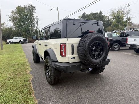 New 2025 Ford Bronco Badlands image 7