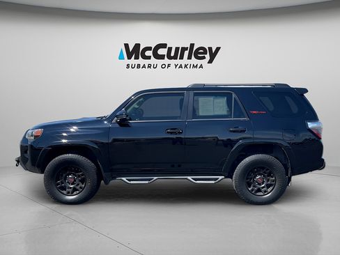 Used 2018 Toyota 4Runner TRD Pro AWD/4WD image 3