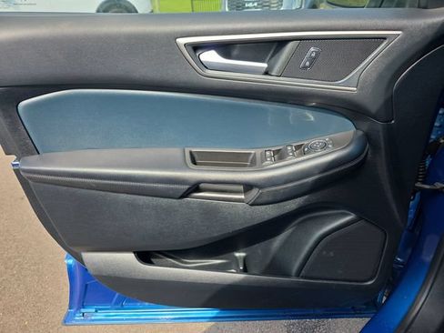 Used 2022 Ford Edge SEL w/ Sport Appearance Package AWD/4WD image 17