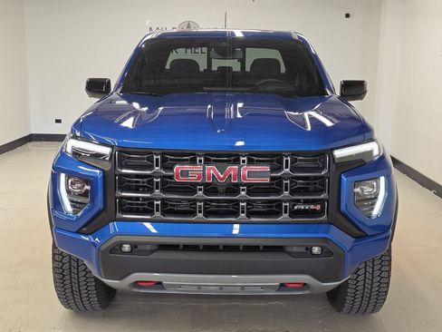 Used 2023 GMC Canyon AT4 w/ AT4 Premium Package AWD/4WD image 2