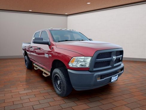 Used 2014 RAM 2500 Tradesman w/ Popular Equipment Group image 2