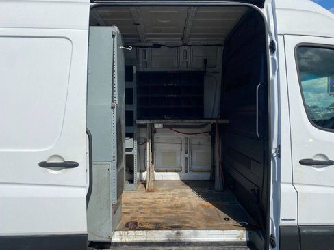 Used 2014 Mercedes-Benz Sprinter 3500 image 19
