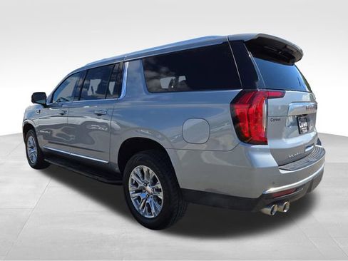 Used 2024 GMC Yukon XL Denali AWD/4WD image 10