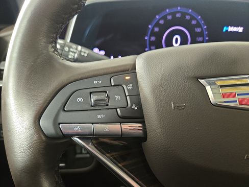 Certified 2022 Cadillac Escalade Sport w/ Touring Package image 16