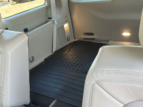 Used 2020 Lincoln Navigator Reserve w/ Luxury Package image 20