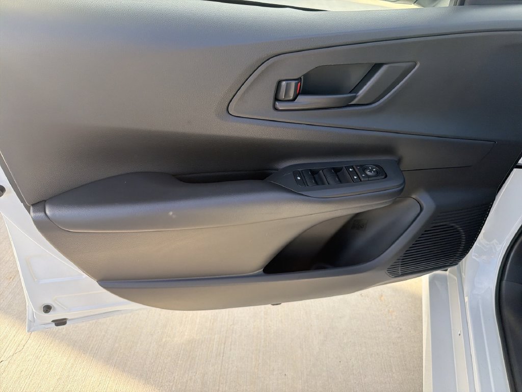 Certified 2026 Toyota Prius Plug-In Hybrid FWD image 9