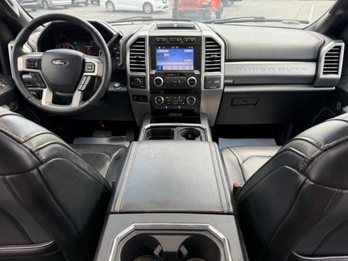 Used 2019 Ford F350 Platinum w/ Platinum Ultimate Package AWD/4WD image 11